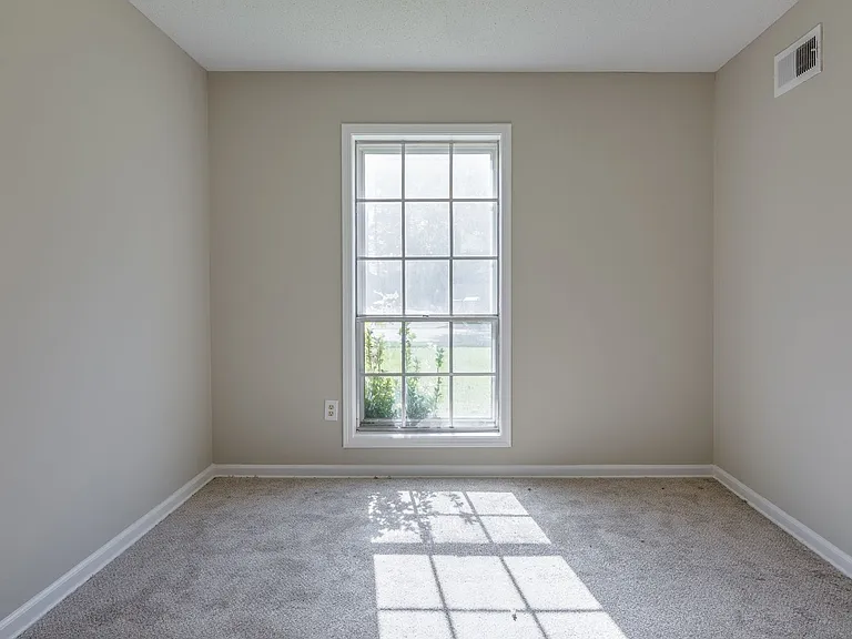 6258 Ridge Manor Dr — Photo 11