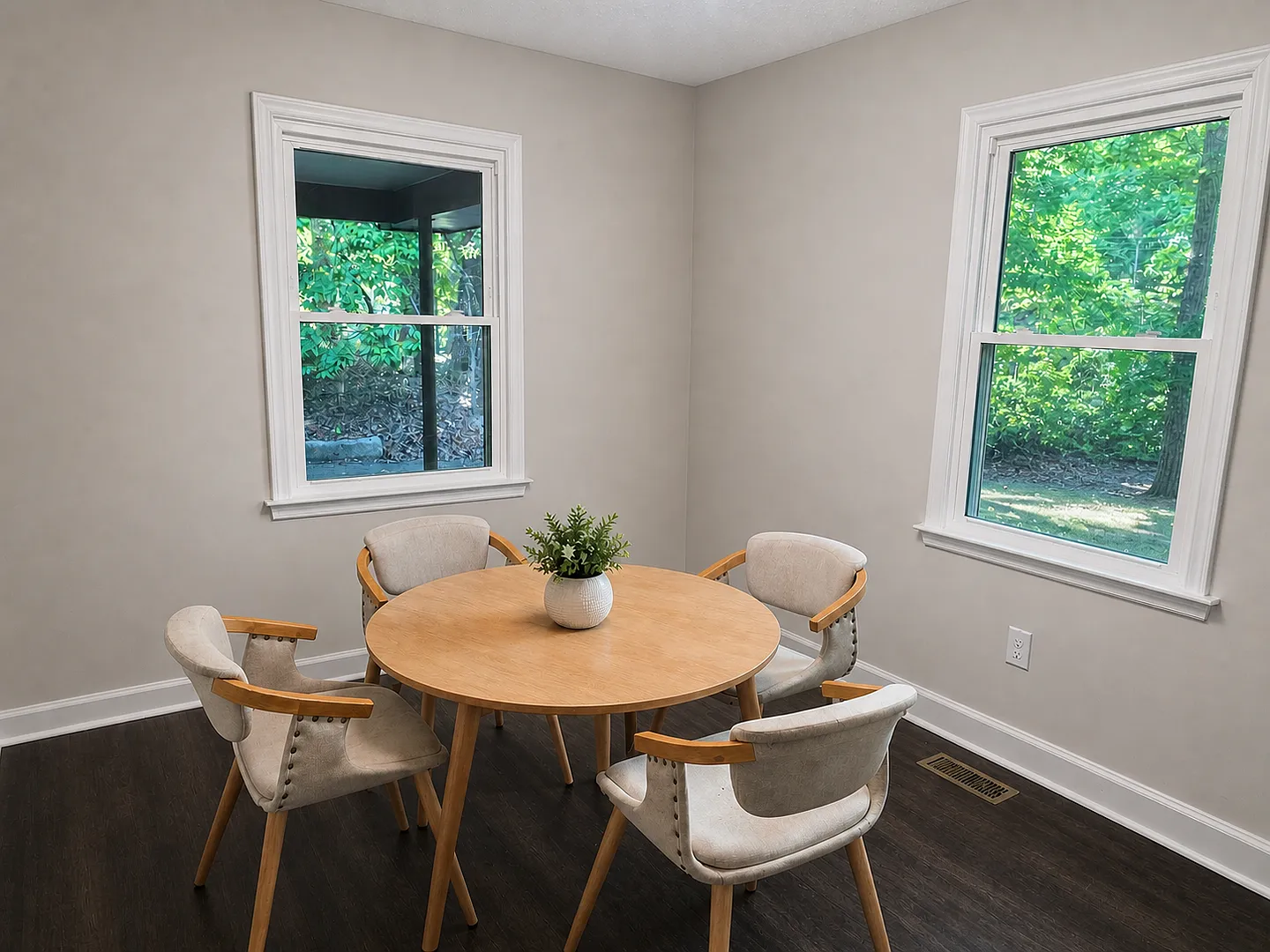 "Two Living Spaces. One Incredible Opportunity — Photo 3