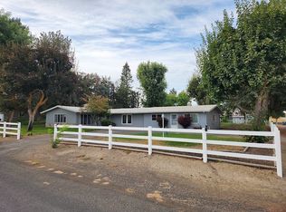 320 Access Rd, Connell, WA 99326