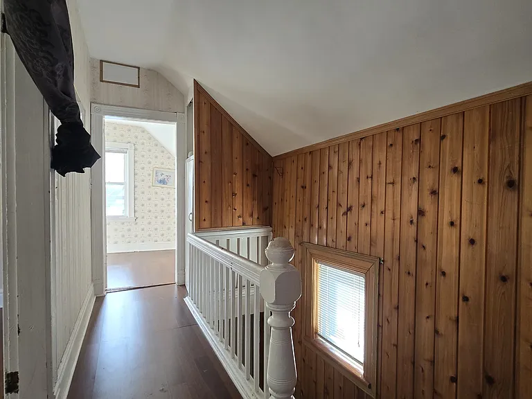 75 Rogers Ave — Photo 24