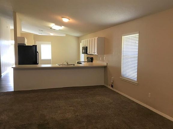 3rd image of 7466 Cliff Cottage Dr