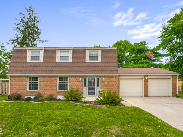 3510 Lantern Ln, Columbus, IN 47203