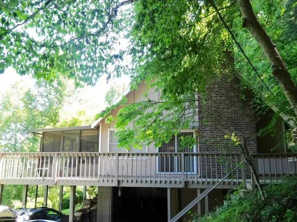 125 Watauga Overlook Prairie Dr, Butler, TN 37640