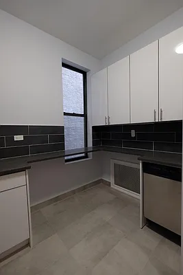 Rented by Keller Williams NYC | media 23