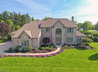 24051 W Rim Dr N, Columbia Station, OH 44028