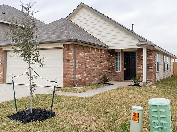 3rd image of 24330 Dolce Marina Ct