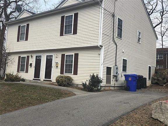 2nd image of 74 Metcalf Ave
