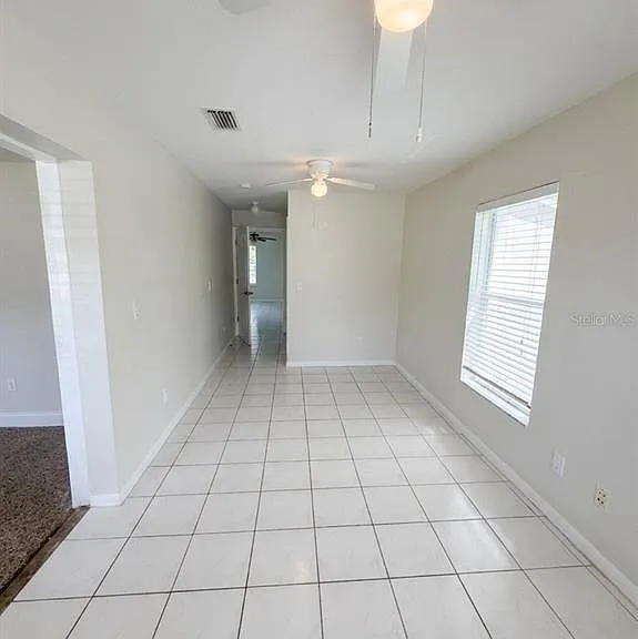2119 W Henry Ave — Photo 9