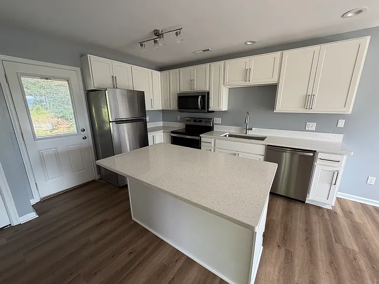49 Creekside Cir — Photo 5