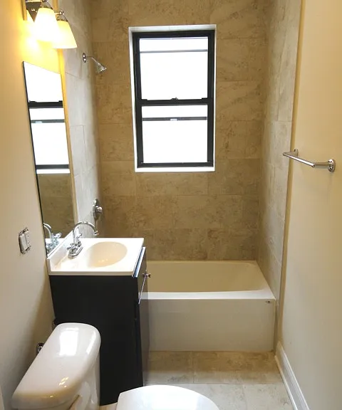 3941-3943 W Belle Plaine Ave #3 — Photo 2