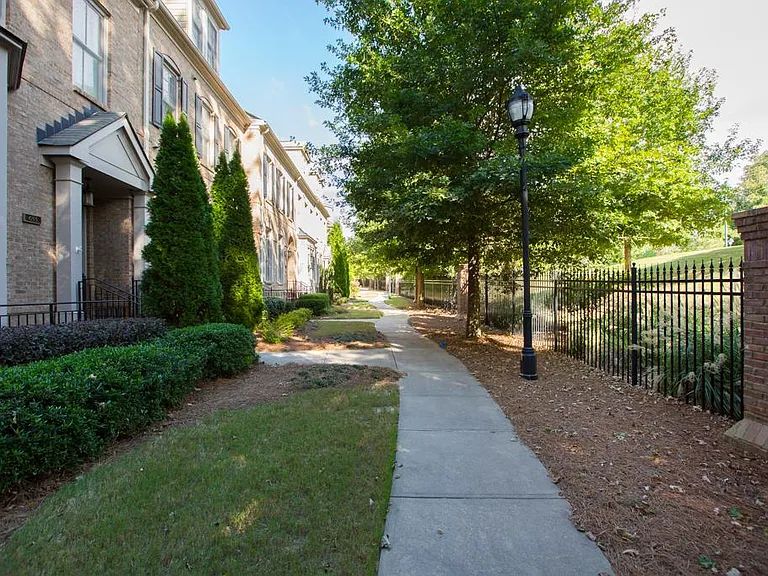 653 Lockton Pl — Photo 71