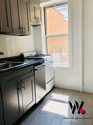 Rented by Warren T Real Estate Corp. | media 25