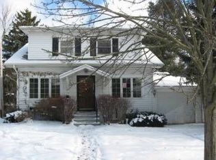 316 N Wright St, Naperville, IL 60540