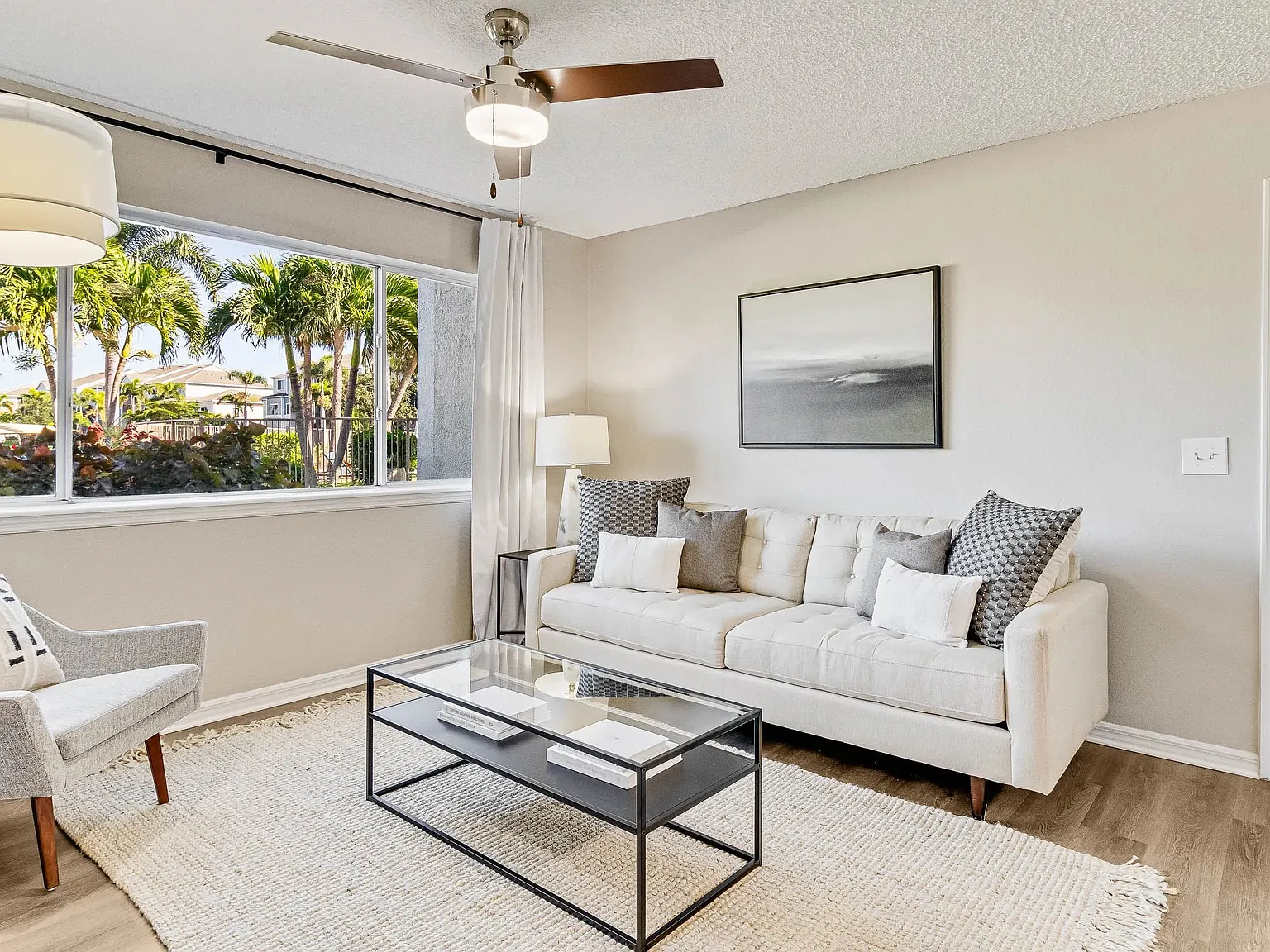 Lexington Palms at the Forum — Photo 3