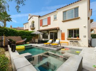 372 E Ameno Dr, Palm Springs, CA 92262