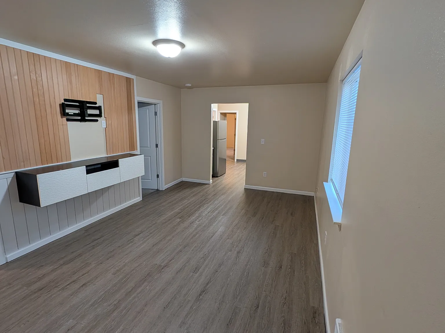3 bed, 1150 sqft, $1,925 — Photo 3