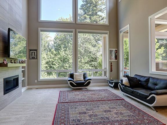 5th image of 24396 NE 27th Pl