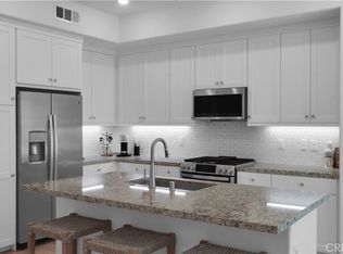 27410 Merlin Pl #203, Valencia, CA 91381