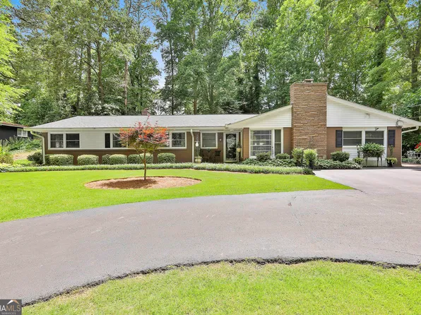 954 Springer Dr, Griffin, GA 30224