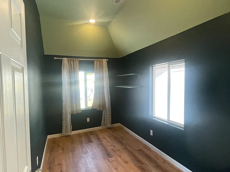 952 Wind River Rd #1 — Photo 2