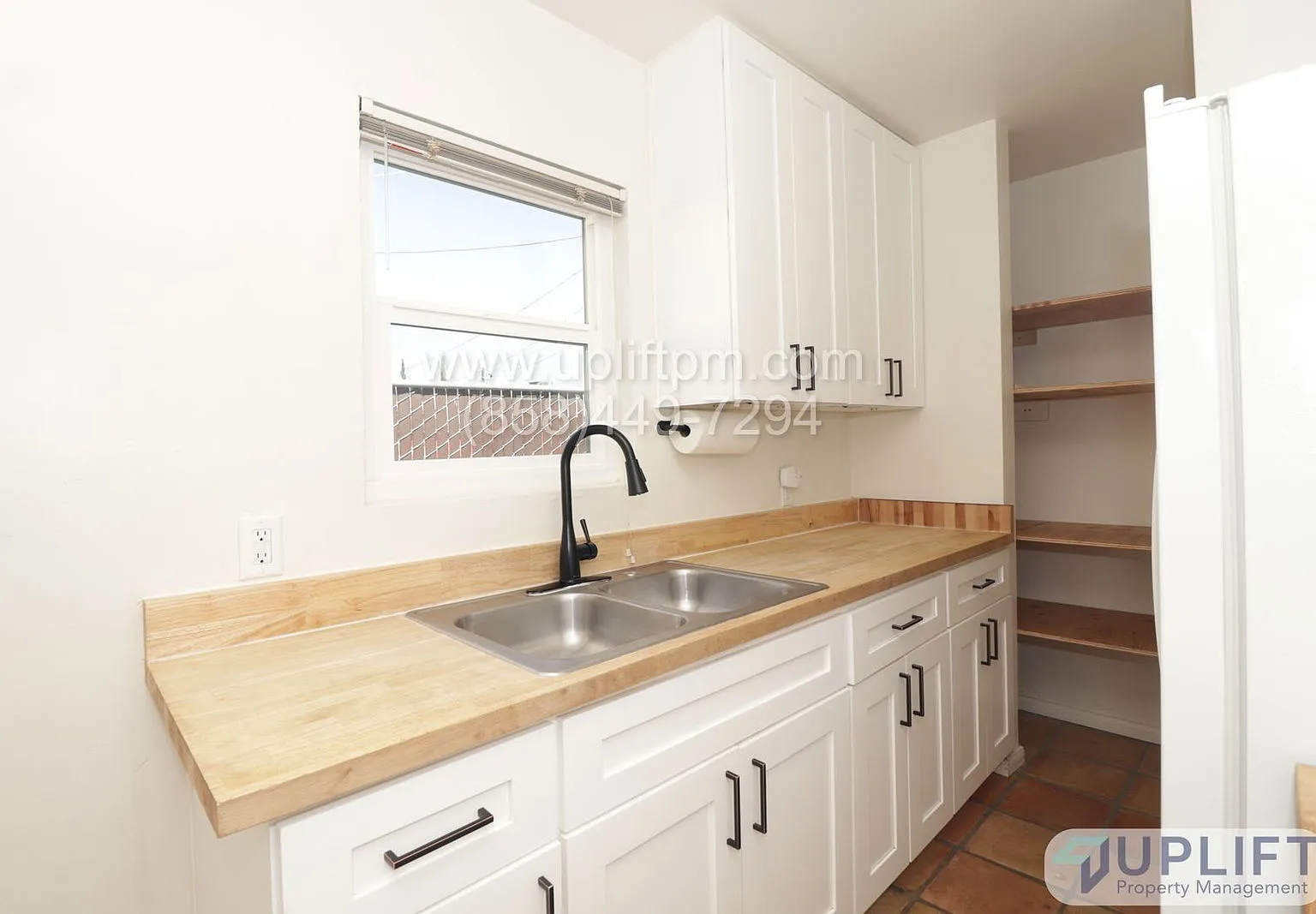 1 bed, 1.0 bath, 450 sqft, $1,600 — Photo 1