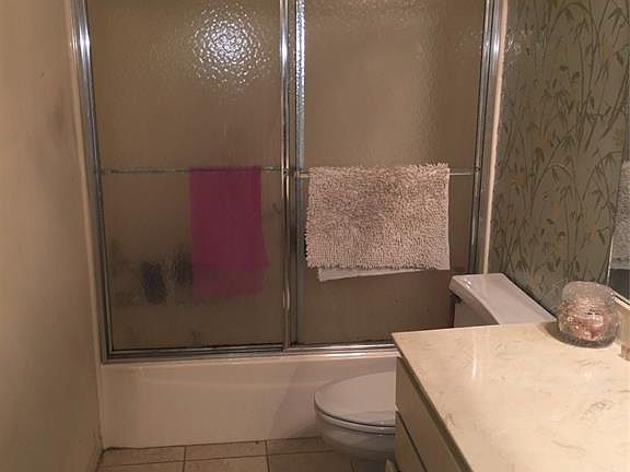 2nd image of 8235 Wednesbury Ln