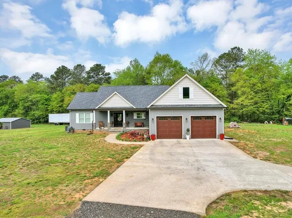 767 Dentville Rd, Benton, TN 37307