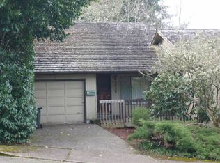 3020 Charnelton St, Eugene, OR 97405