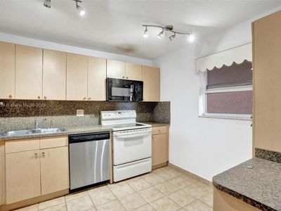 3251 Holiday Springs Blvd APT 401, Pompano Beach, FL, 33063