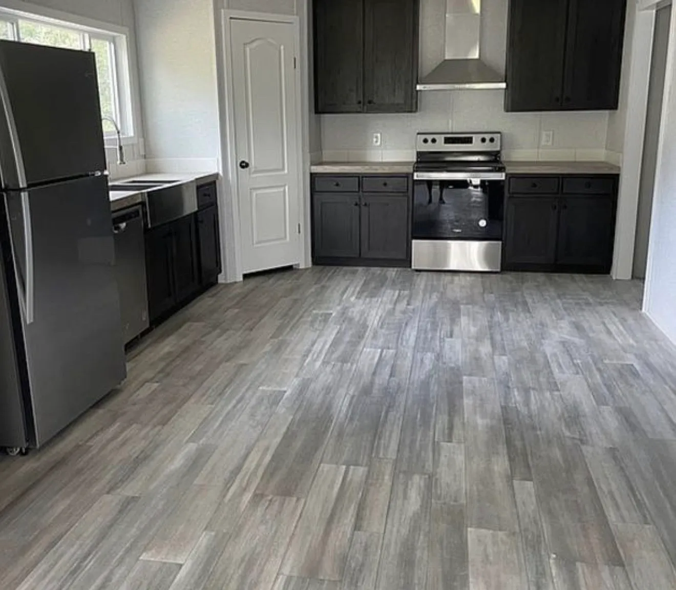 3 bed, 1360 sqft, $1,400 — Photo 2