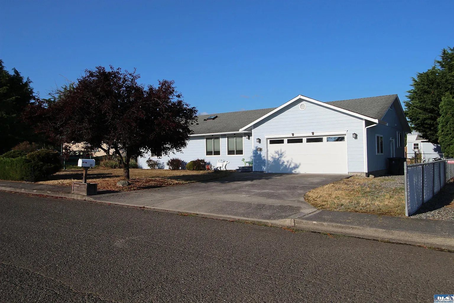 3 bed, 2.5 bath, 1524 sqft, $2,900 — Photo 1