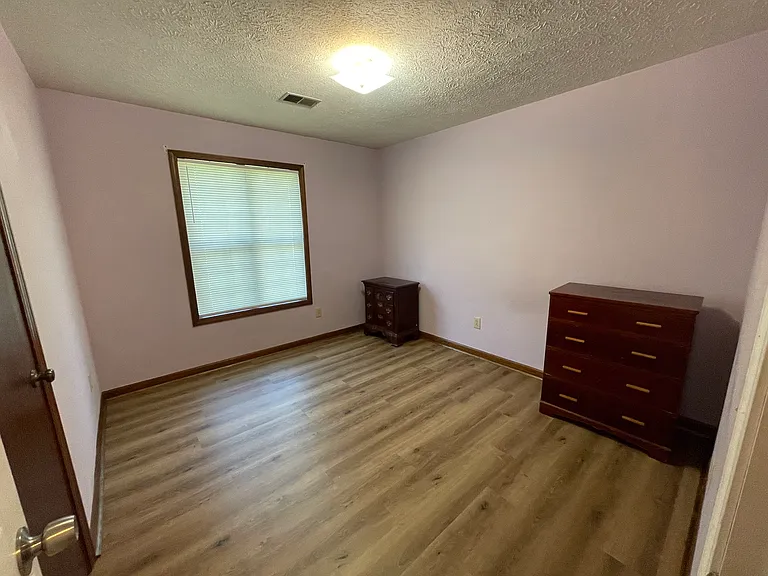 3755 Station Dr NW — Photo 9