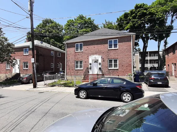 14 Beechcroft St APT 1, Brighton, MA 02135