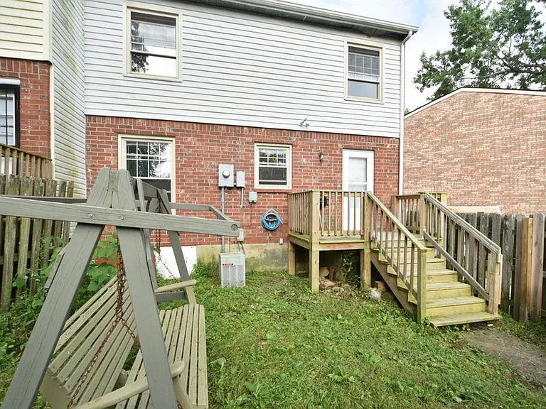175 Hedgewood Ct — Photo 21