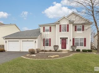 645 Vista Dr, Oswego, IL 60543