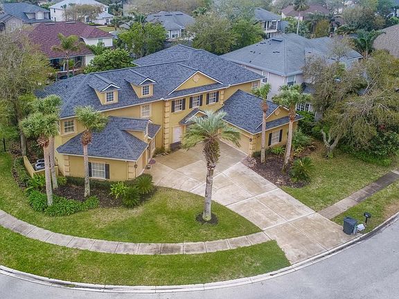 3rd image of 344 N Sea Lake Ln