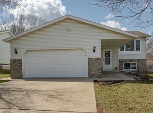 5113 24th Ave NW, Rochester, MN 55901