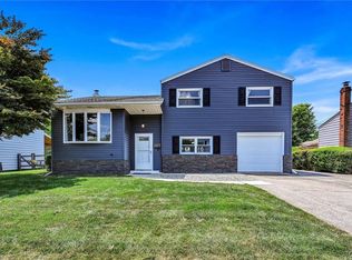 1823 Stonington Rd, Bethlehem, PA 18018