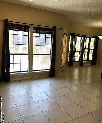 3rd image of 8633 Datapoint Dr APT 239