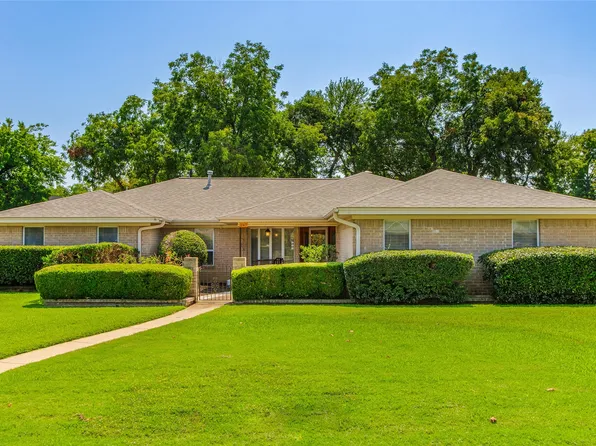 2417 Sherwood Dr, Grand Prairie, TX 75050