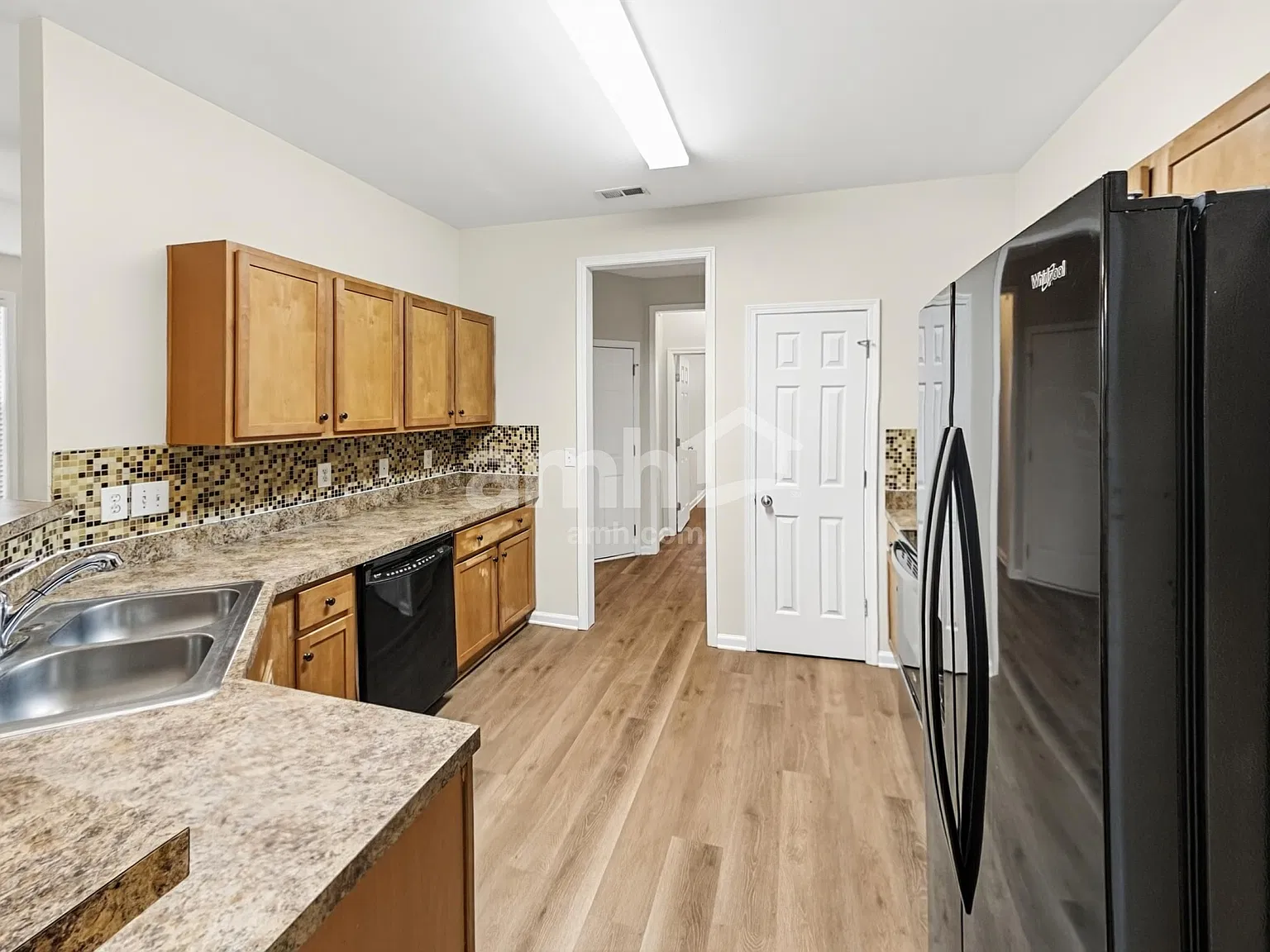 3 bed, 2.0 bath, 1344 sqft, $1,855 — Photo 3