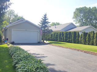 23540 N East Rd, Lake Zurich, IL 60047