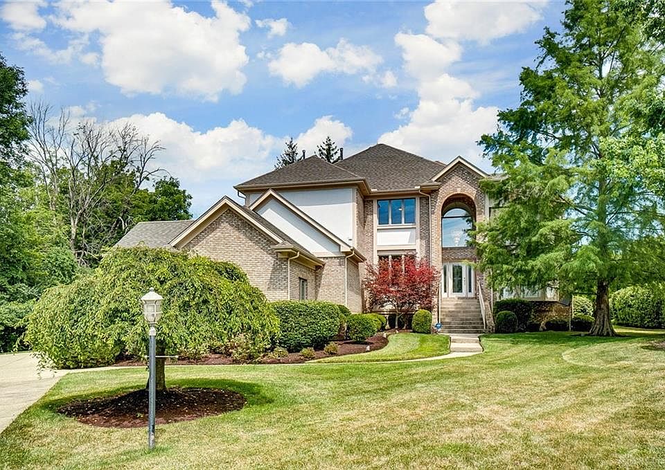 1st image of 9790 Burnet Isle Dr