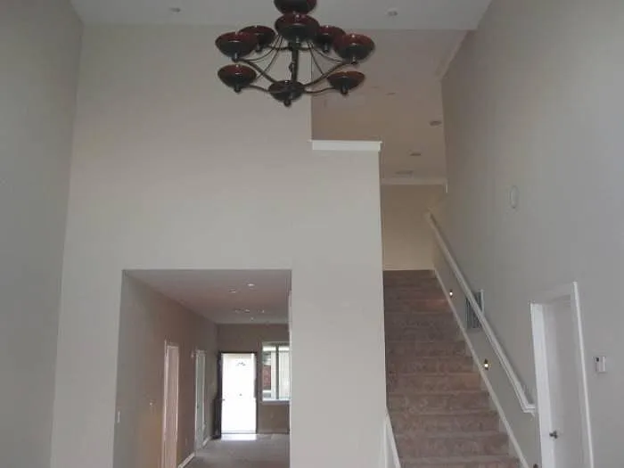 928 W North Street — Photo 3