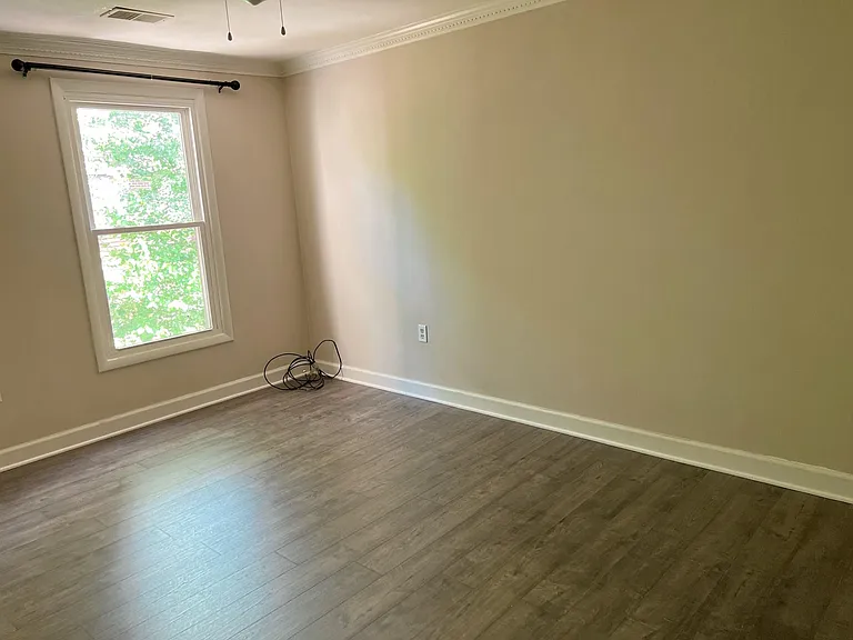 118 Middle Point Ct — Photo 17