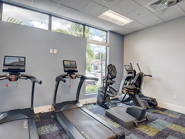 14723 Cumberland Dr #404B — Photo 40