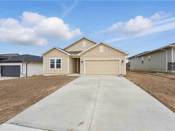 1712 NW 104th Ter, Kansas City, MO 64155