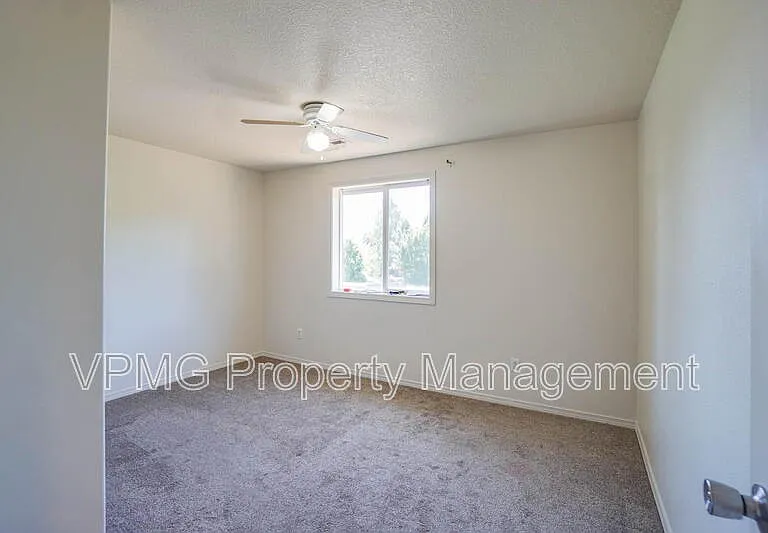 8907 NE 84th St — Photo 19