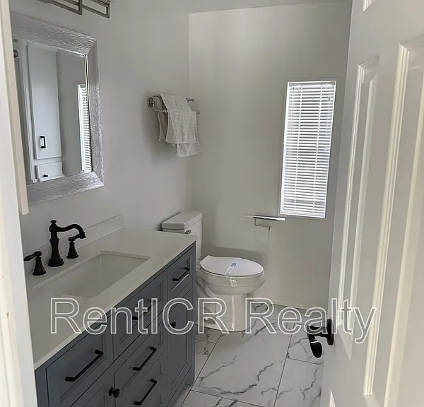 245 Lake Tarpon Dr — Photo 10
