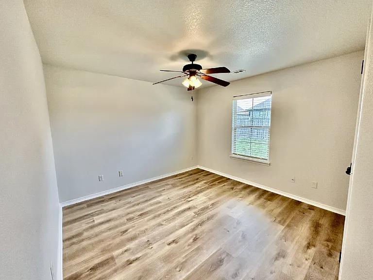 441 Sorrento Dr — Photo 23